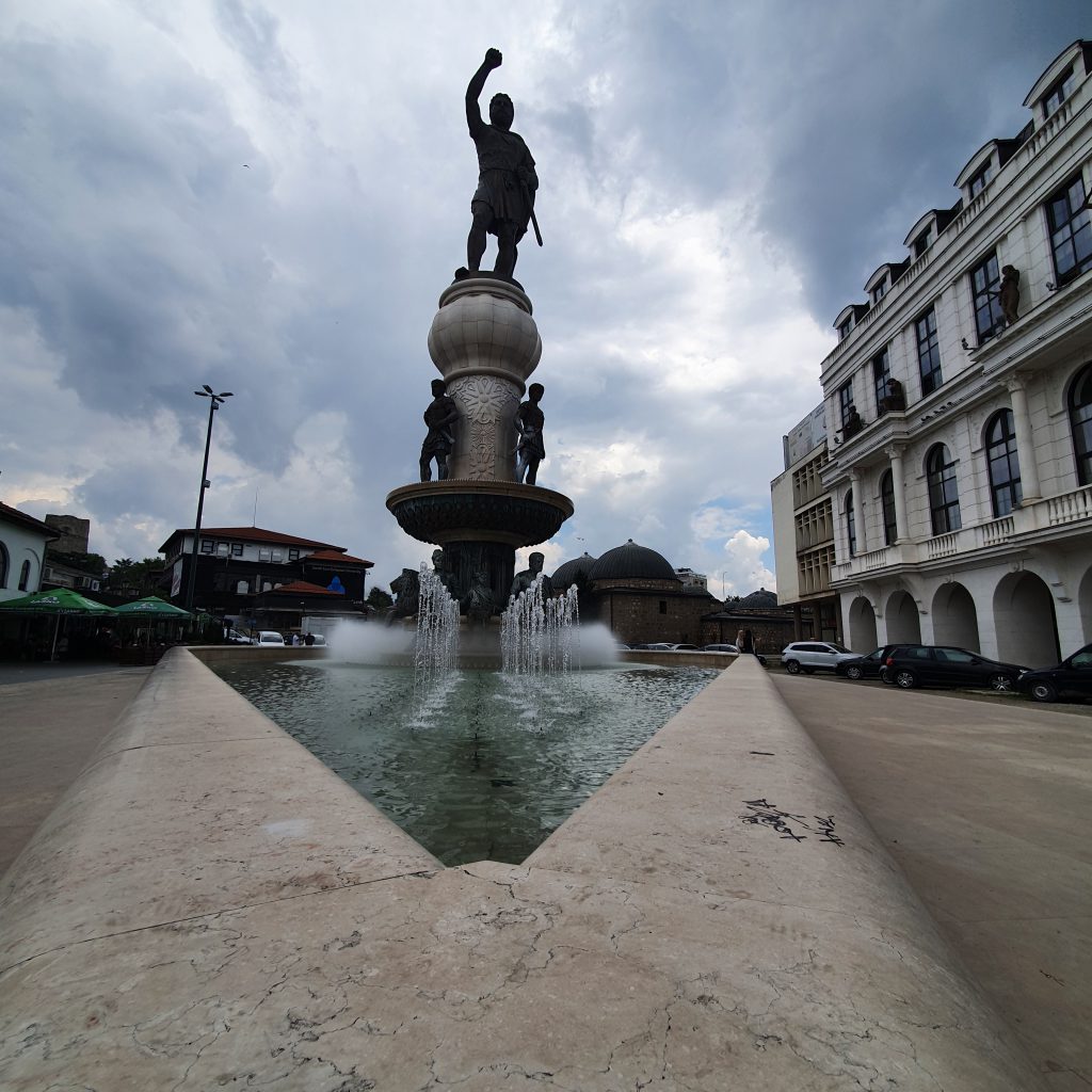 Philip II Statue Skopje Bauprojekt Skopje 2014 in Skopje Nordmazedonien Gebäude Statuen