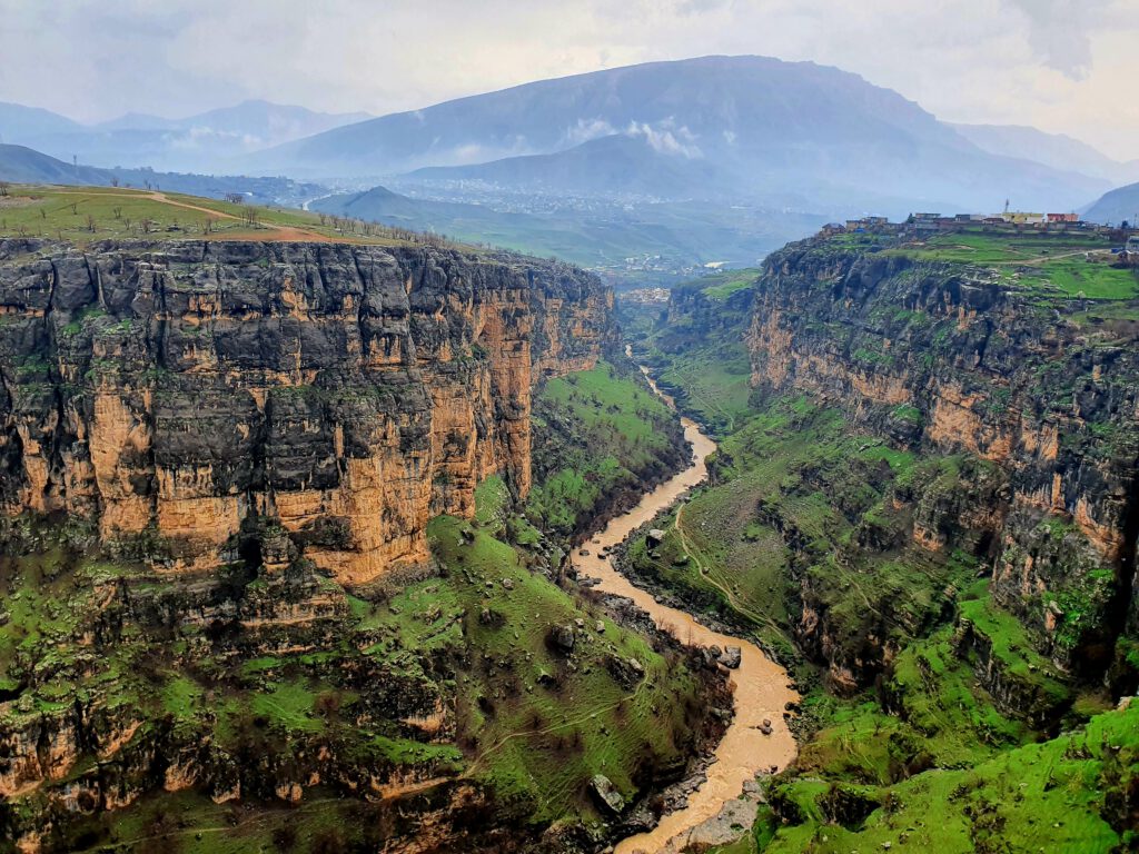 Rawanduz Canyon Irak Reise Irak Kurdistan Reise Erfahrung Blog gefährlich Urlaub irakisch Nordirak reisen Backpack Frau